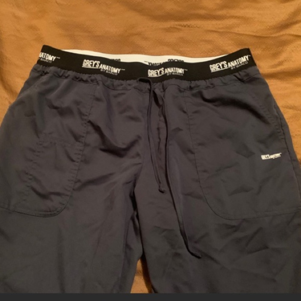 Grey’s Anatomy Active scrub pants